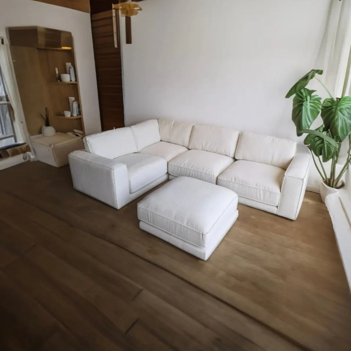 Evans Crypton Modular Sectional