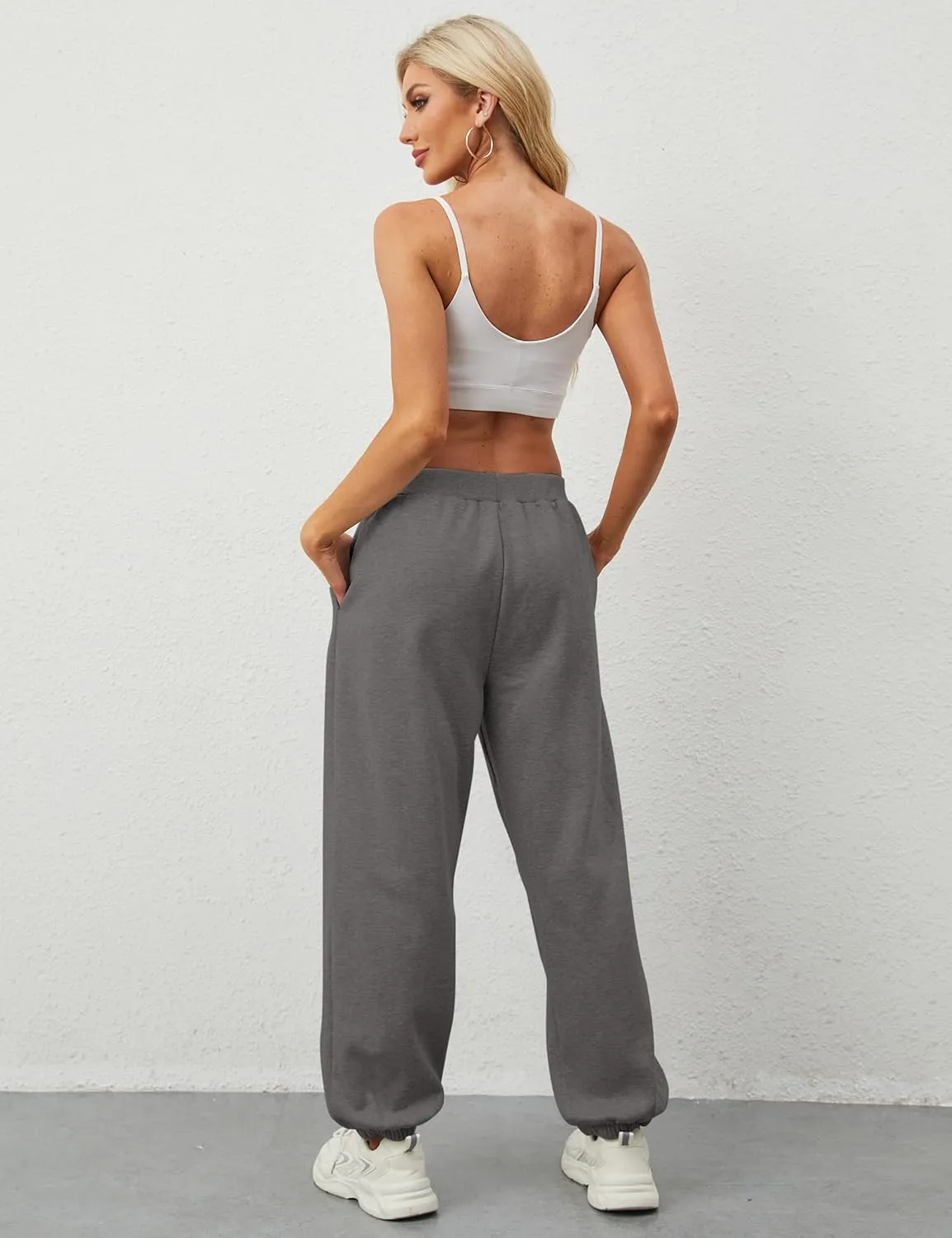 Women's Hoodie and Sweatpants Set for Women 2 Piece Outfits Tracksuit Oversized Sweatshirt and High Waist Sweatpants